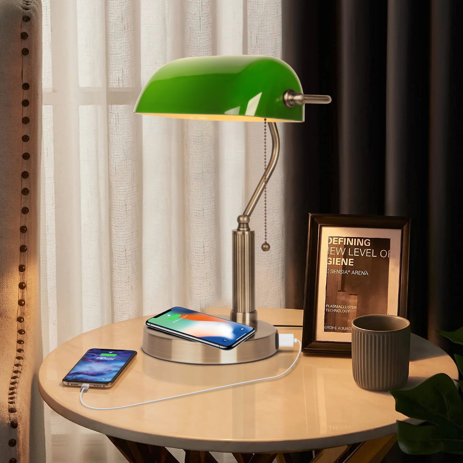 Jeuneu Glass Classic Bankers Desk Lamp with USB Wireless Charging